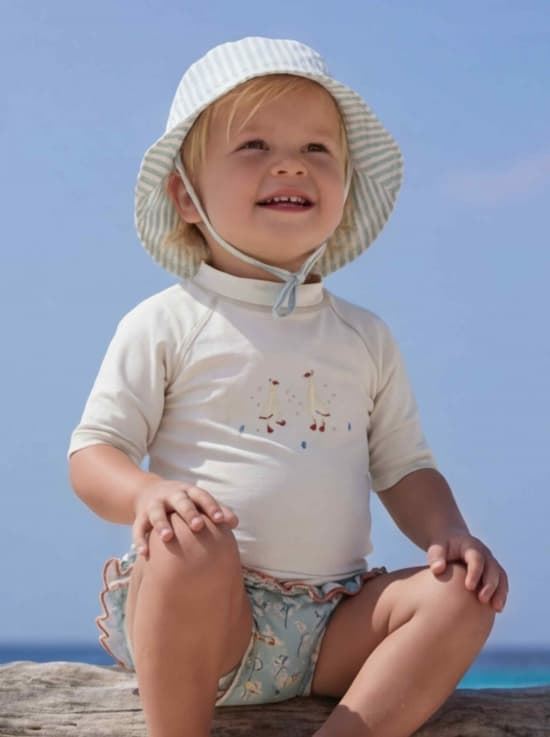 Conjunto de Bañador Pañal + Gorrito Guss - Imagen 2