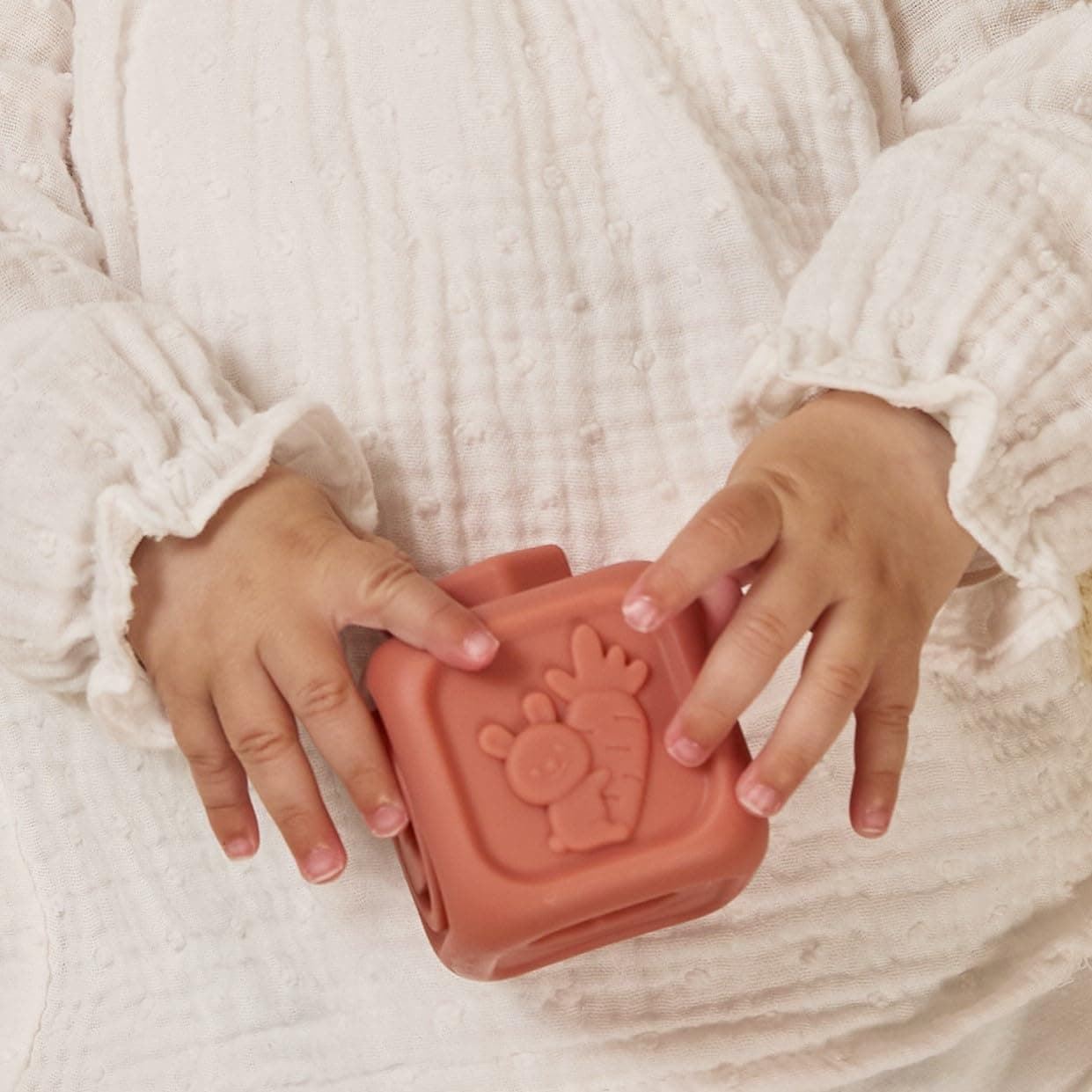 CUBOS APILABLES DE GOMA - Imagen 4