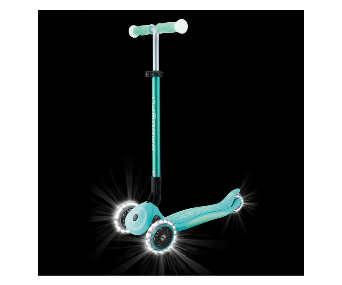 Patinete Elite Glow Luces Globber - Imagen 9