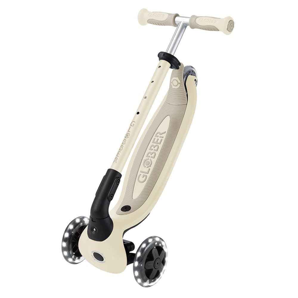 Patinete Globber Go Up Baby Lights 360 Taupe - Imagen 6