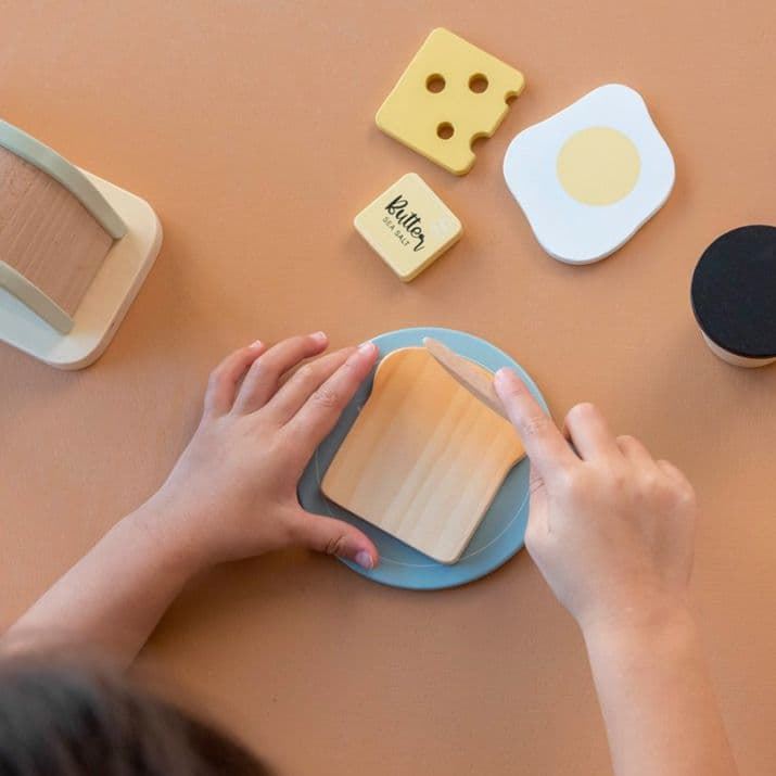 Tostadora de Madera con Accesorios - Imagen 4